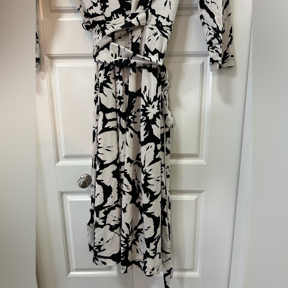 Banana Republic Jersey Stretch Wrap Around Dress | Size M - Picture 3 of 7